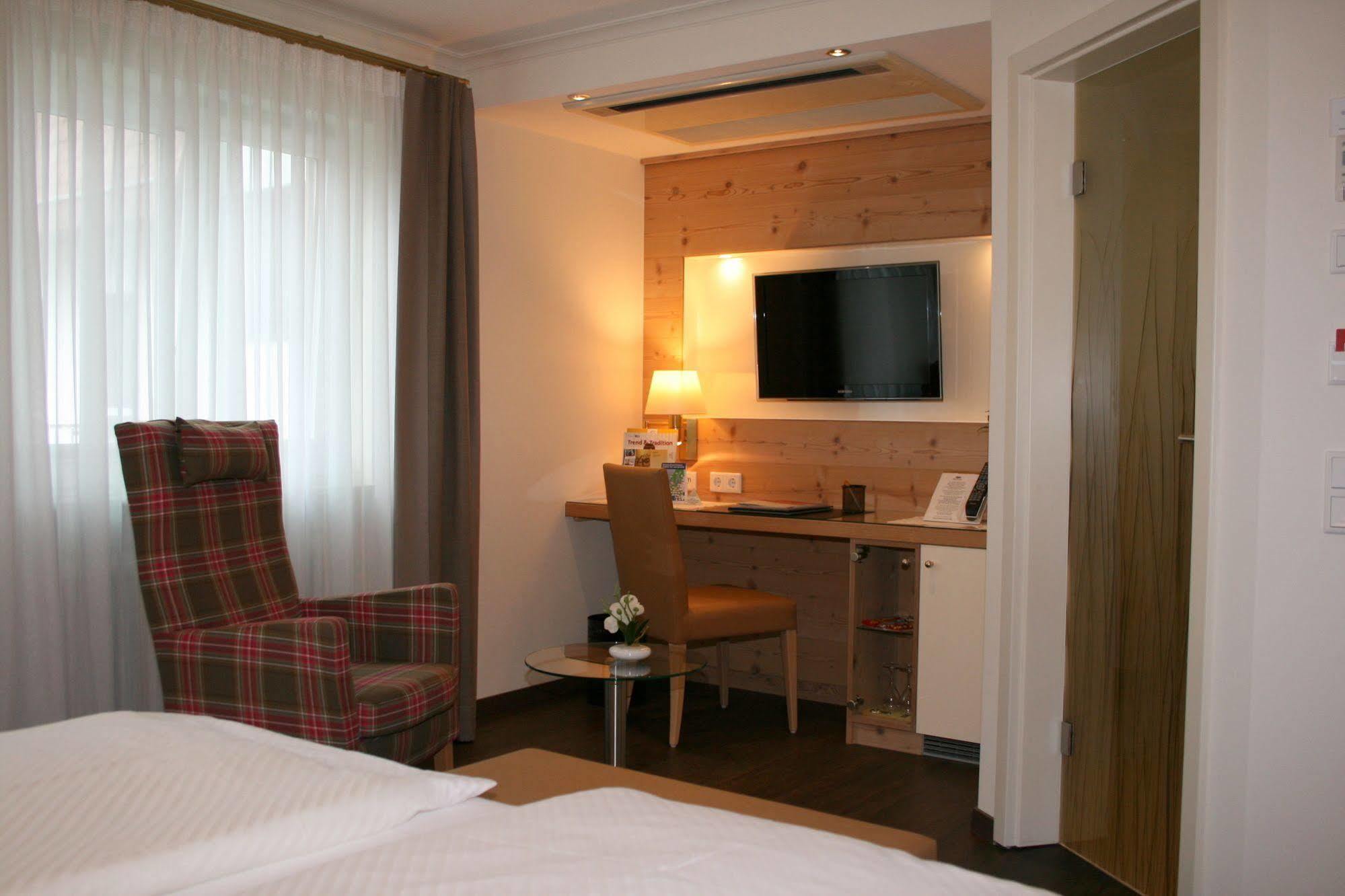 Ringhotel Winzerhof Rauenberg  Екстериор снимка